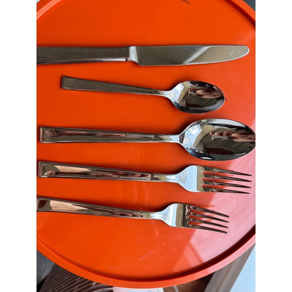 Villeroy & Boch  5-Piece Place Setting Stainless Flatware 18/10